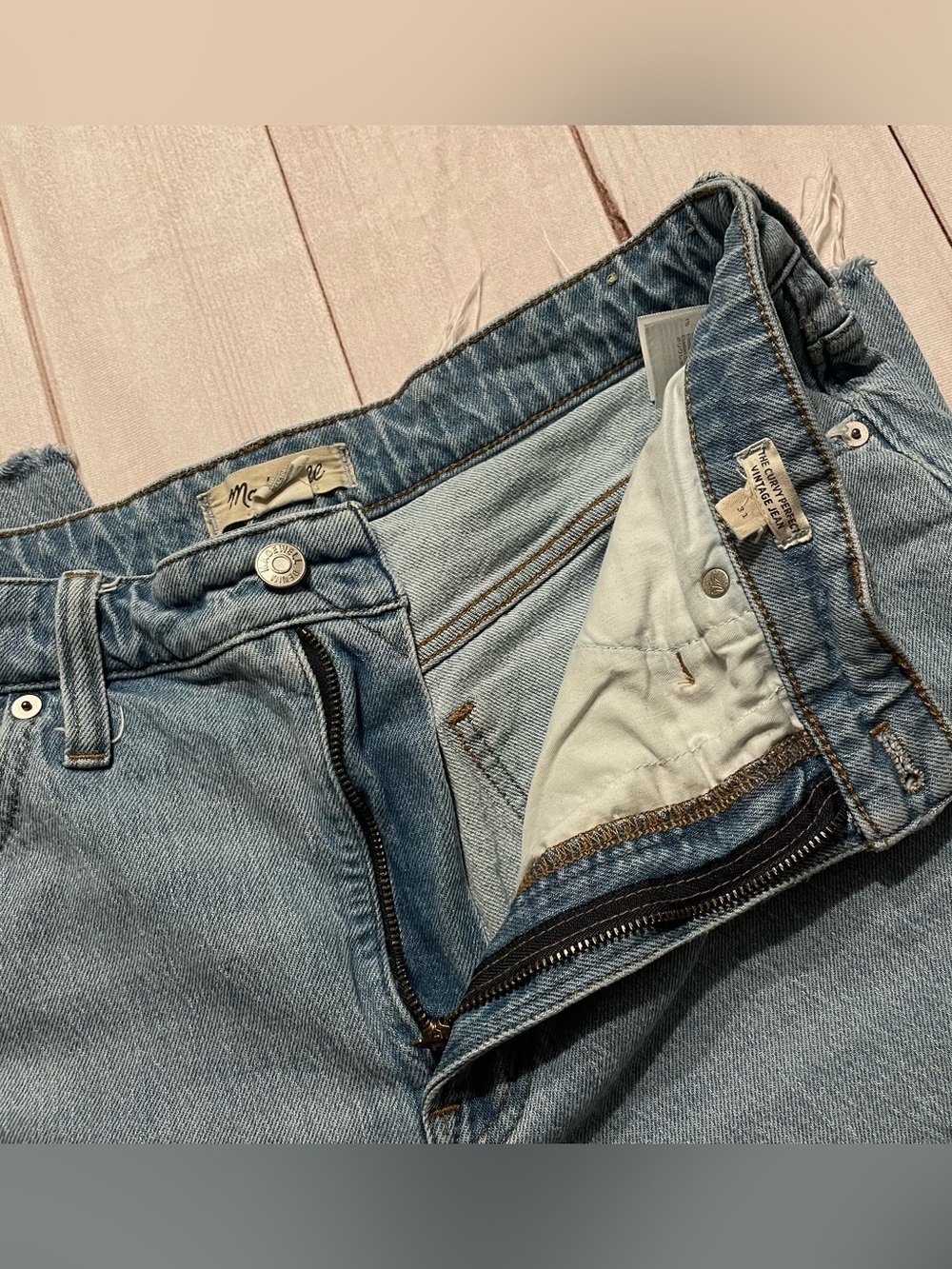 Madewell The Curvy Perfect Vintage Jeans Women’s 31 Blue Light Wash Distressed - Picture 8 of 14
